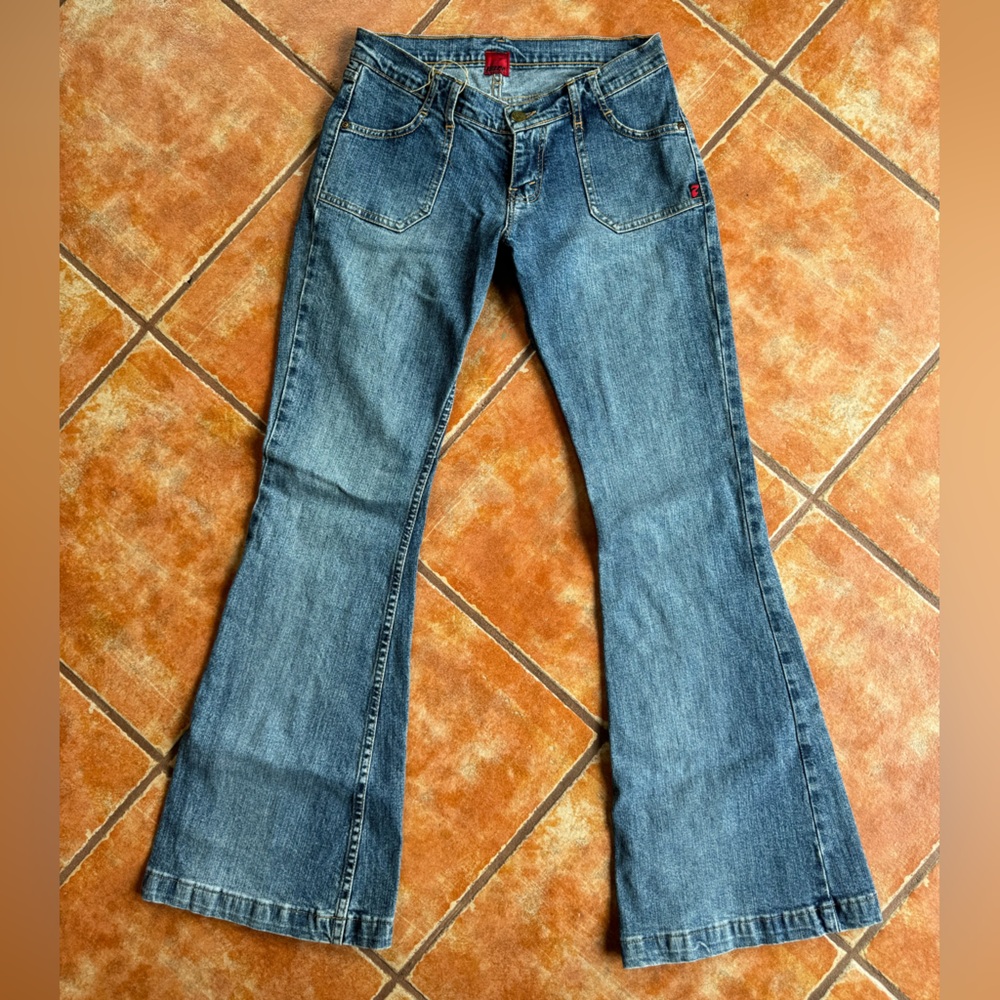 Low rise vintage flare jeans